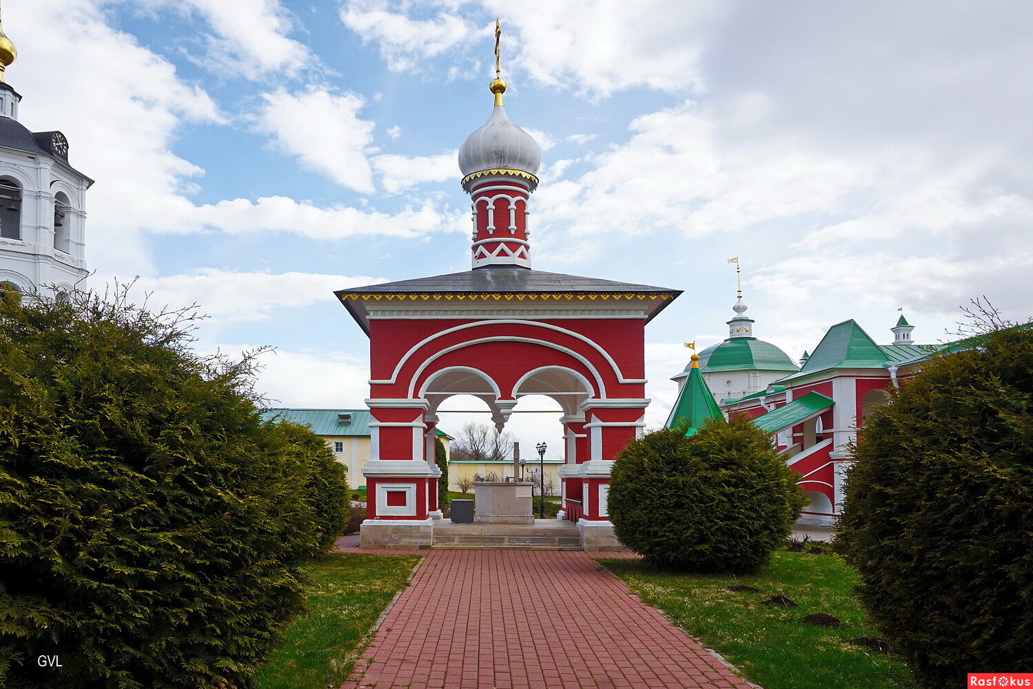 Николо-Пешношский монастырь Московская область.