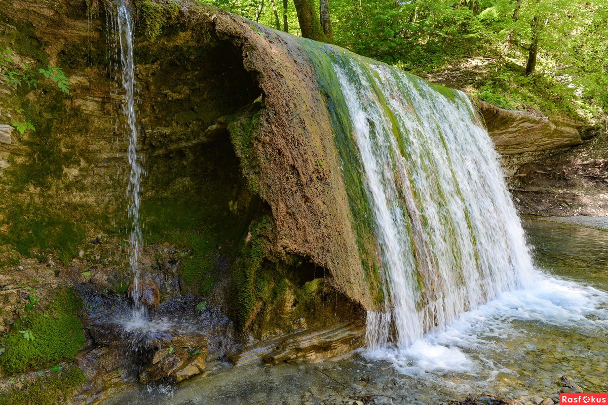 Водопад Навес