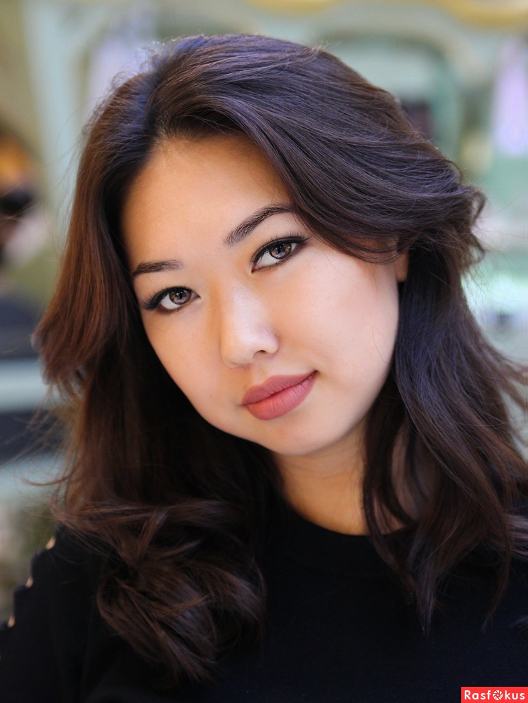 Красивая Казахская Девушка