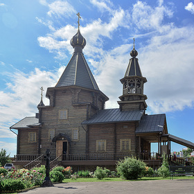 Храм-часовня иконы Божией Матери «Троеручица» в Орехове-Борисове