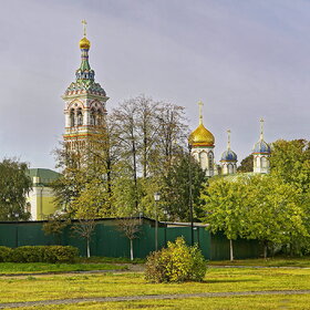 Вид на Никольскую церковь в Рогожской слободе