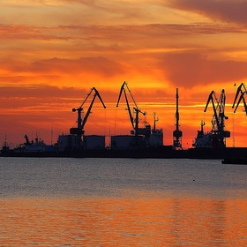 Закат над Бердянским портом