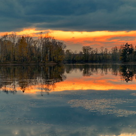 Закат на Притомских озерах