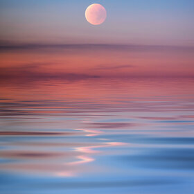 Восход полной луны