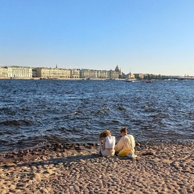 Пляж у Петропавловской Крепости