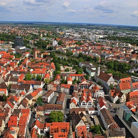 Вид на город Ульм со смотровой площадки самого высокого готического собора