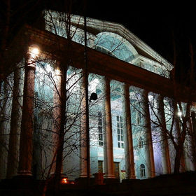 Здание Царицынской оперы.