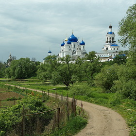 Свято-Боголюбский женский монастырь.