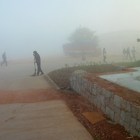 Дворник в тумане