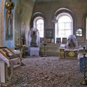 Церковь после артобстрела