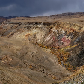 Ущелье ручья Кызыл-Чин. Марс-2 (см. полный размер)