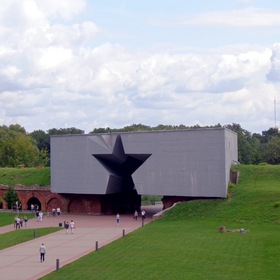 Мемориал "Брестская крепость"