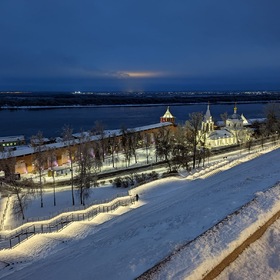 Вид на церковь Симеона Столпника в Нижегородском Кремле