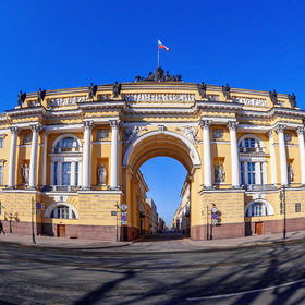 Панорама. Петербург, здание Сената и Синода. Смотреть полный размер