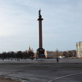 Дворцовая площадь в январе.