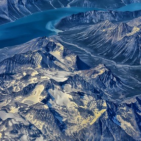 Гренландия из окна самолета