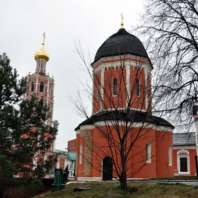 Высоко-Петровский монастырь