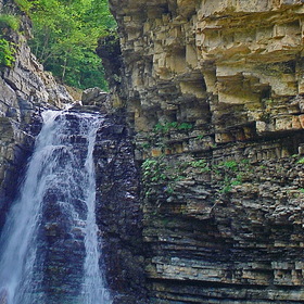 Бухтивецкий водопад