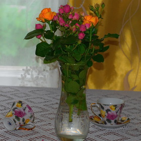 Цветы в вазе..