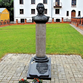 Место захоронения Героя Отечественной войны 1812 года генерала Дмитрия Сергеевича Дохтурова.