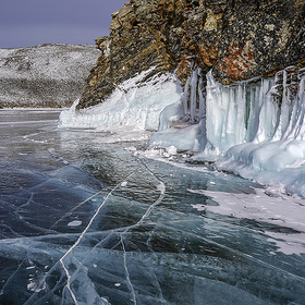 Лед и ледяные наплески