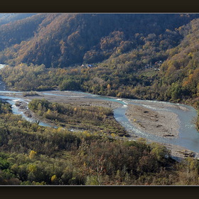 Панорама реки Псезуапсе после разлива...