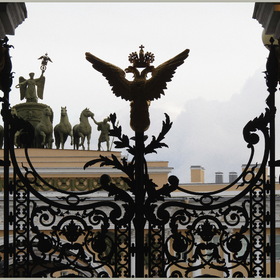 Ворота Большого двора Зимнего дворца