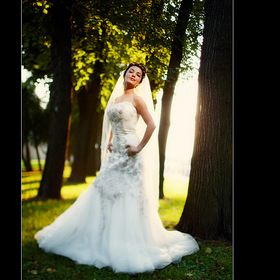 Невеста в парке