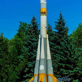 Памятник "Космическая ракета". Курск
