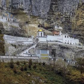 Бахчисарайский СвятоУспенский пещерный монастырь