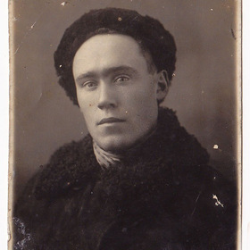 Портрет Иоахима Ваймера (1913-1950), моего деда. Фото 1940-х.