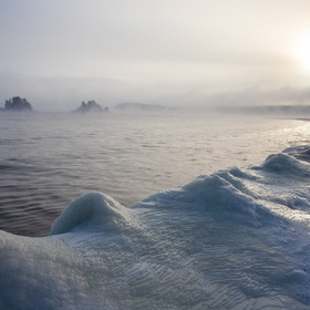 Ладожское озеро в январе