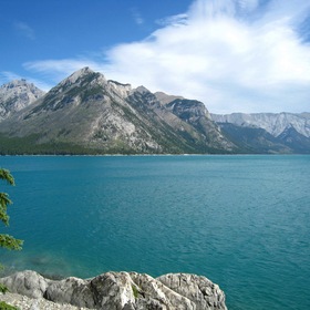 Изумрудное озеро (Emerald Lake), Национальный парк Йохо, Канада.