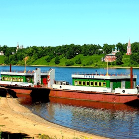река Волга в Тутаеве (Ярославская область)