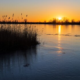 Зимний закат на Голубом озере.